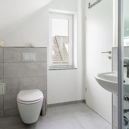 Clouds Comfortable 치노비츠